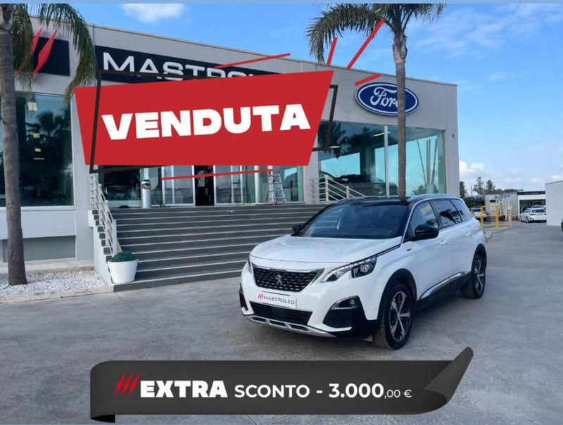 Peugeot 5008 usata a Lecce