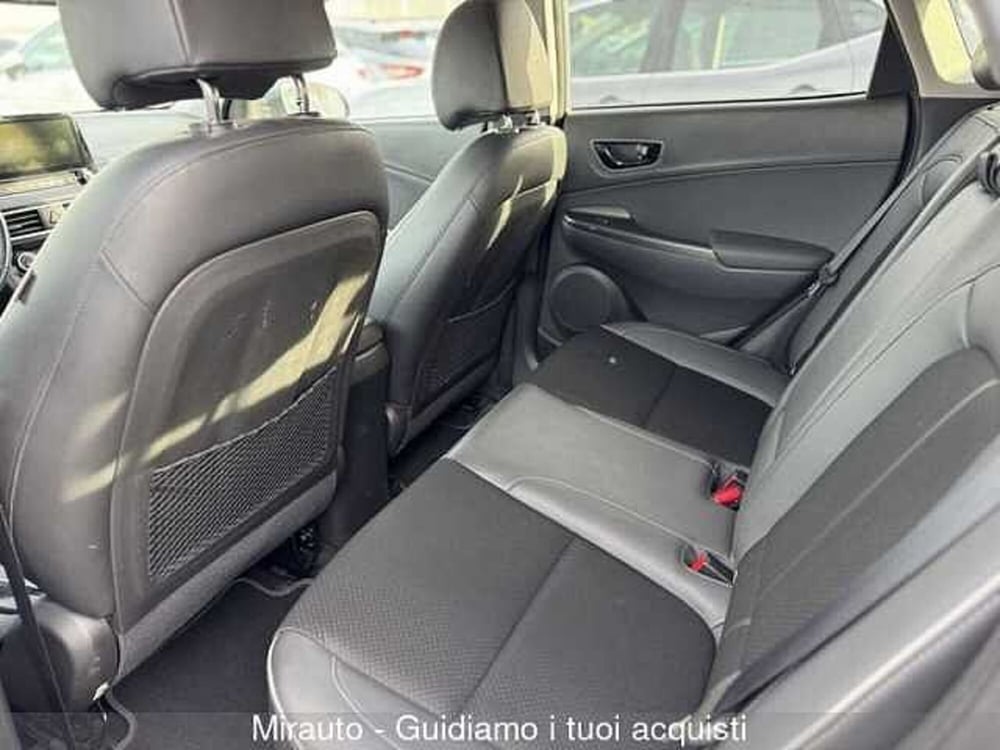 Hyundai Kona usata a Roma (8)