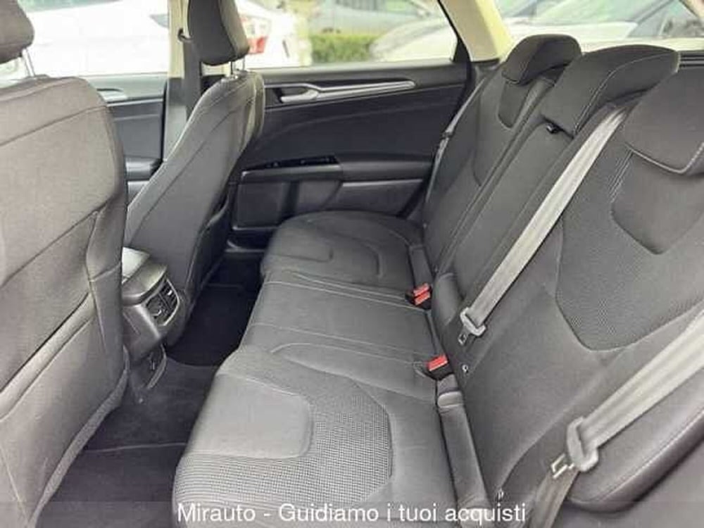 Ford Mondeo Station Wagon usata a Roma (14)