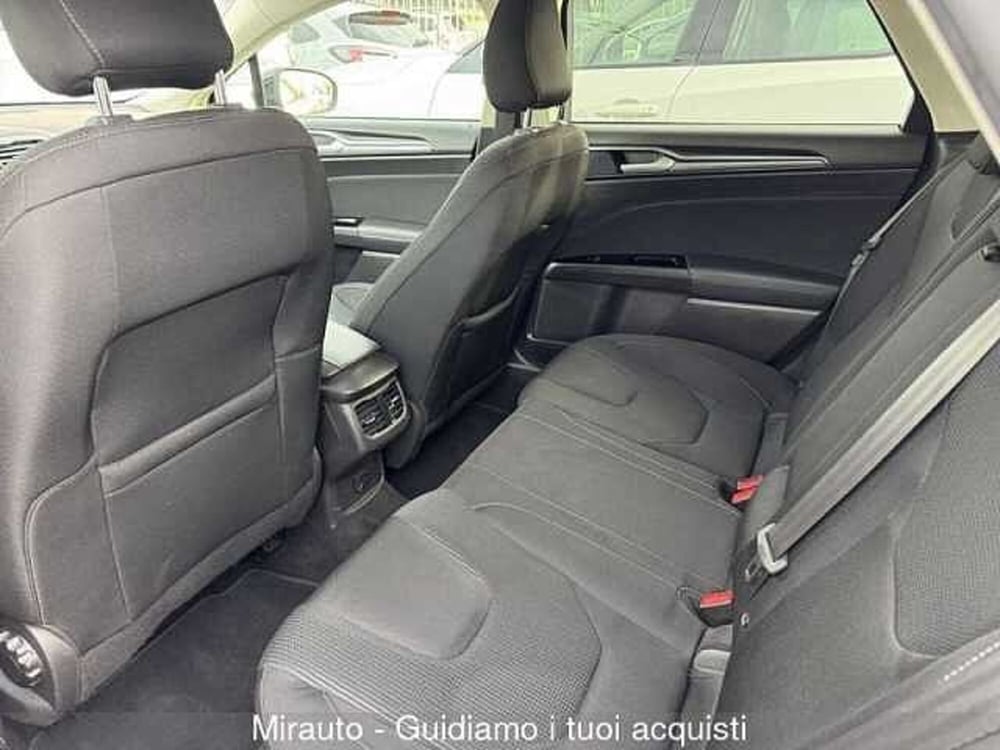 Ford Mondeo Station Wagon usata a Roma (8)