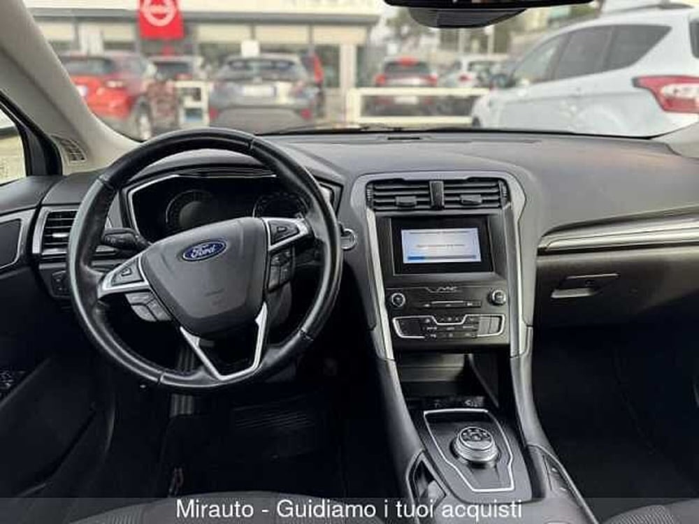 Ford Mondeo Station Wagon usata a Roma (9)