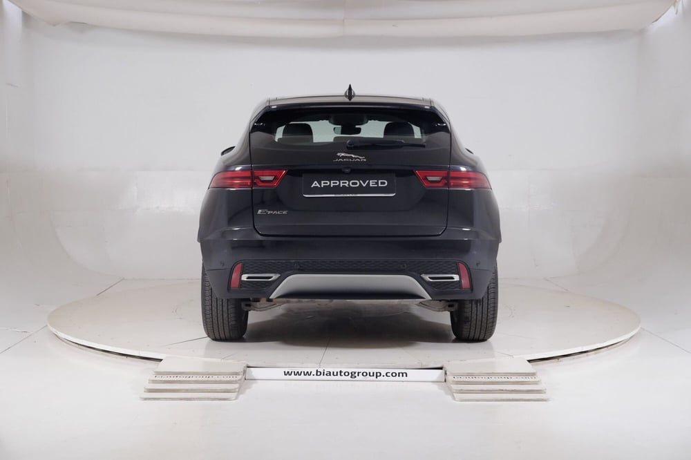 Jaguar E-Pace usata a Torino (7)