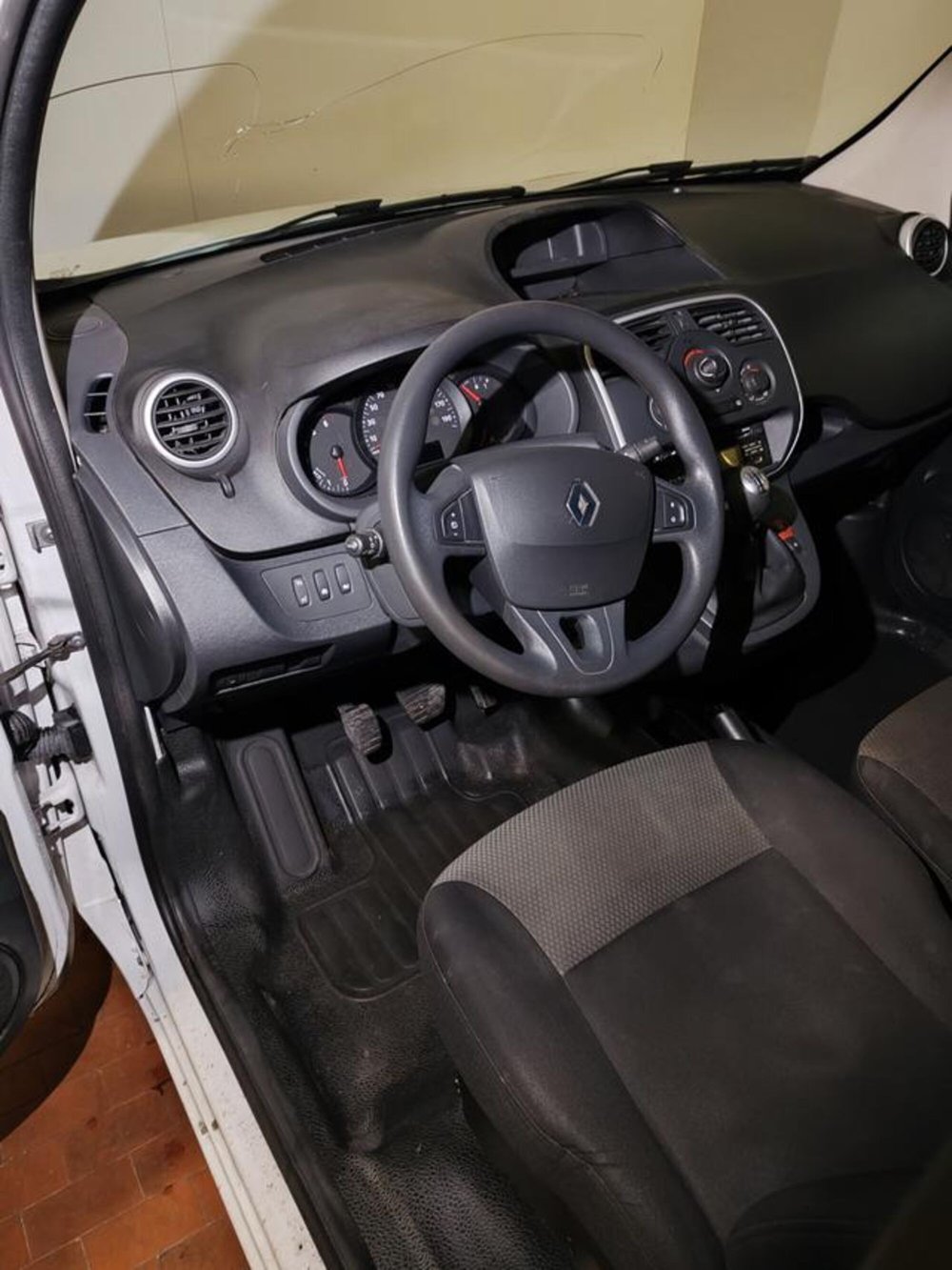 Renault Kangoo usata a Torino (9)