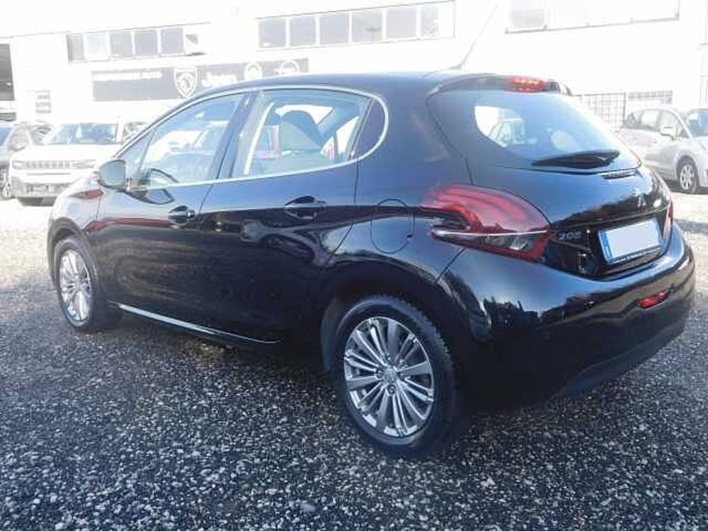 Peugeot 208 usata a Roma (5)