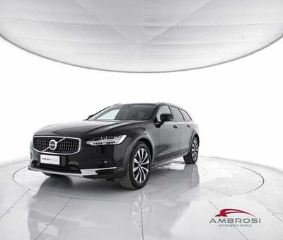 Volvo V90 Cross Country 2.0 b4 Plus awd auto del 2023 usata a Corciano