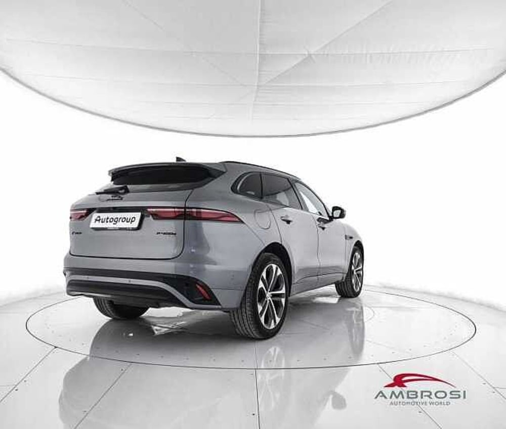 Jaguar F-Pace usata a Viterbo (3)