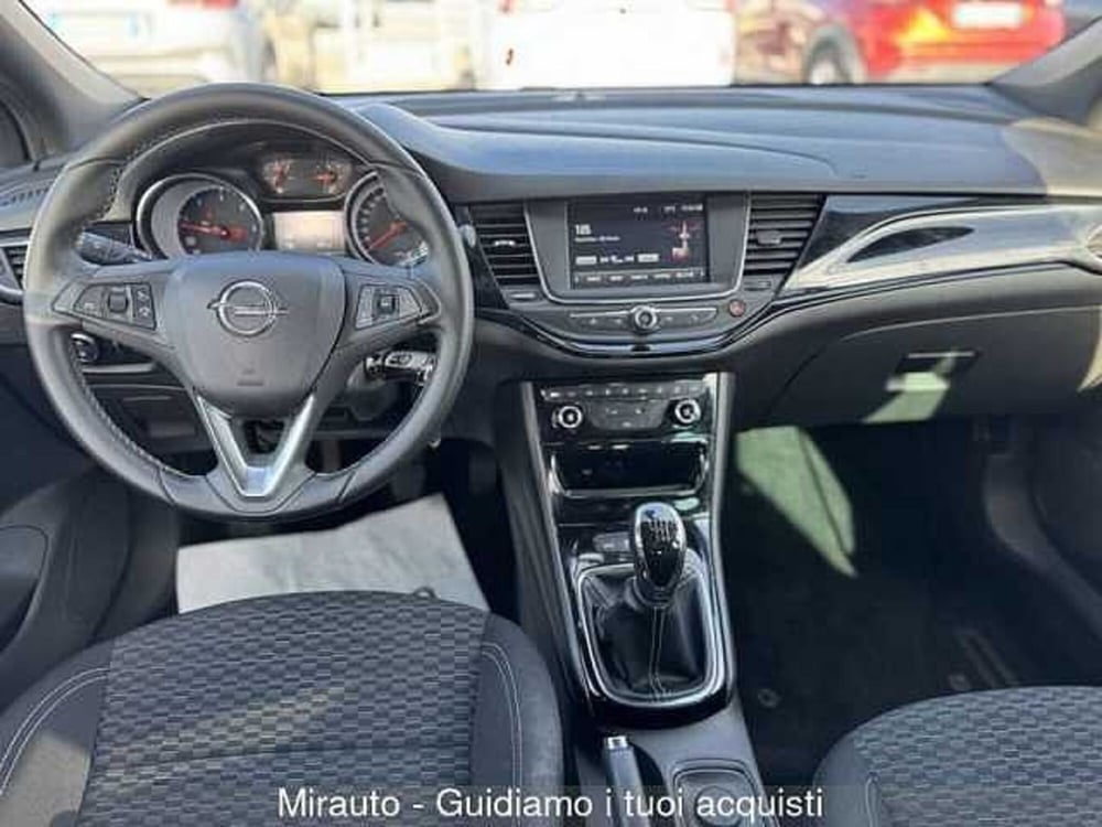 Opel Astra Station Wagon usata a Roma (8)