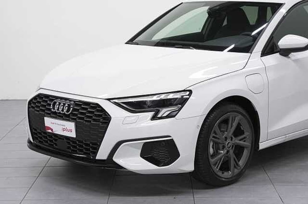 Audi A3 Sportback nuova a Como (14)