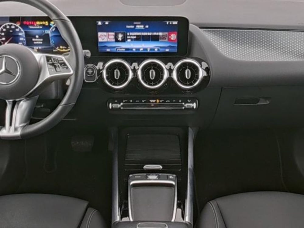 Mercedes-Benz Classe B usata a Milano (7)