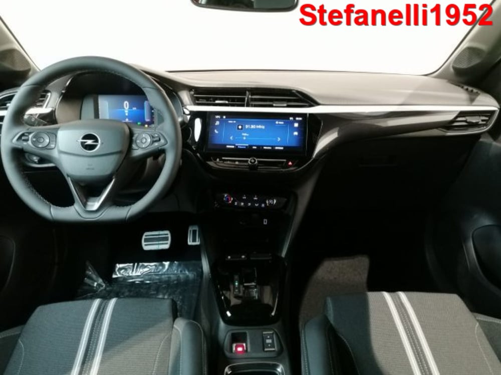 Opel Corsa nuova a Bologna (13)