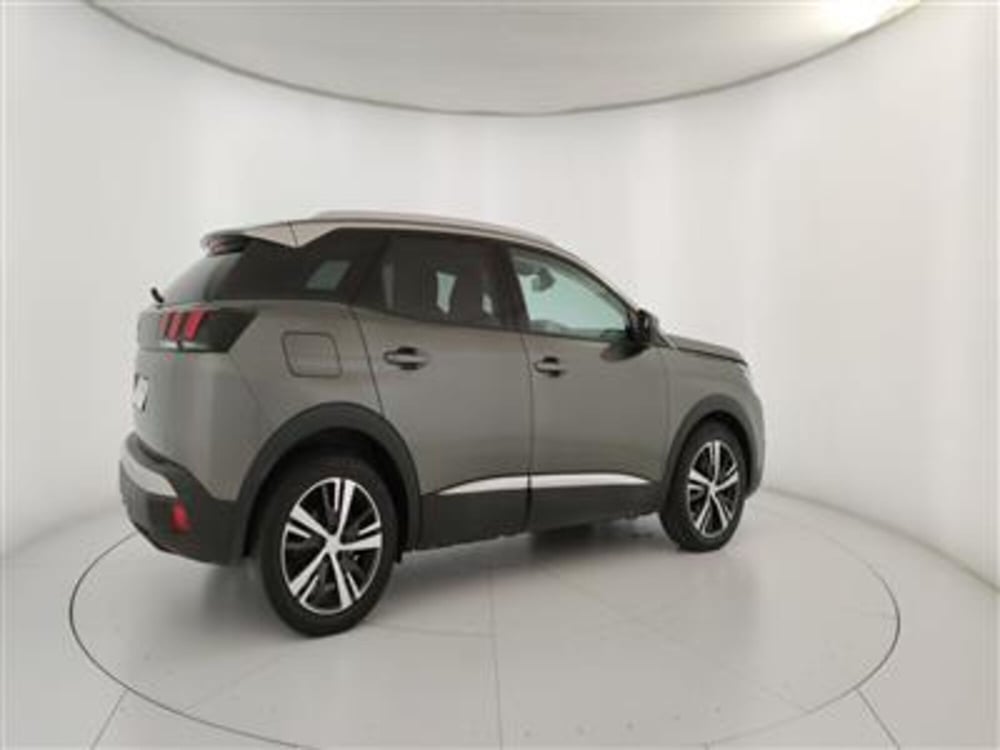 Peugeot 3008 usata a Bari (8)