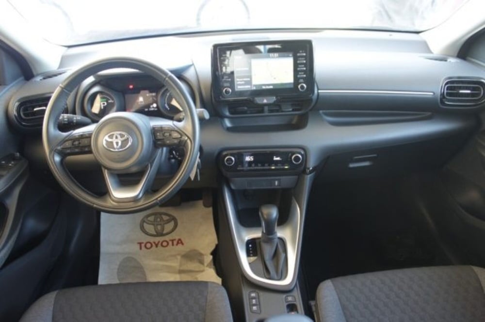 Toyota Yaris Cross usata a Roma (9)