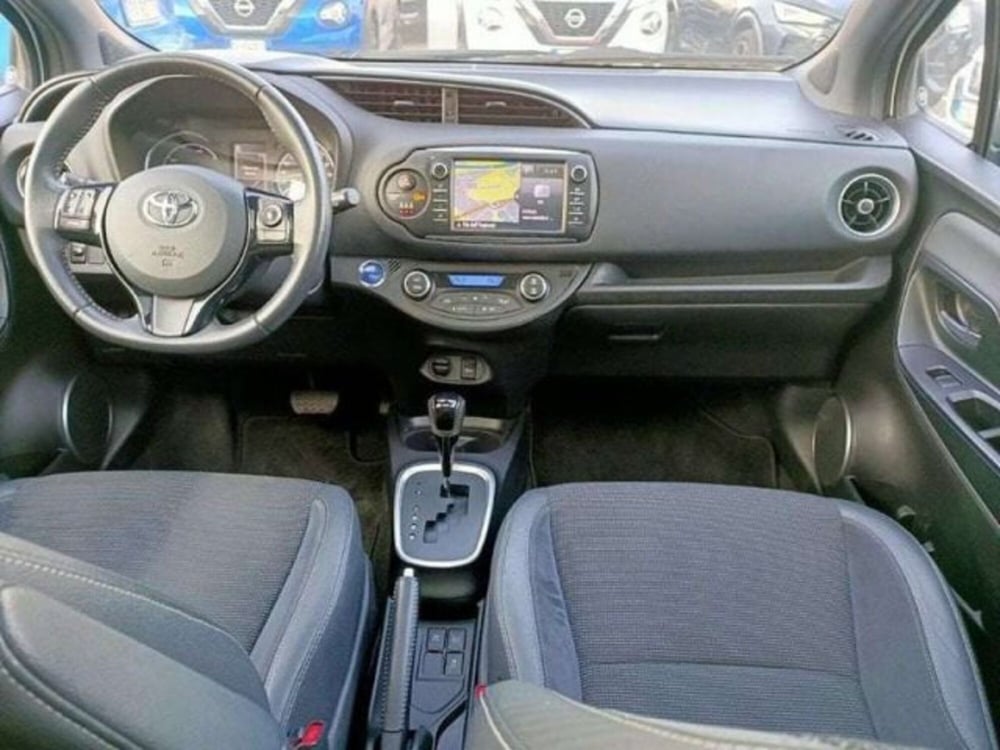 Toyota Yaris usata a Firenze (17)