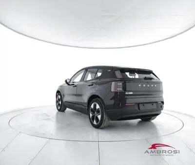 Volvo EX30 Single Motor Extended Range Core rwd nuova a Corciano