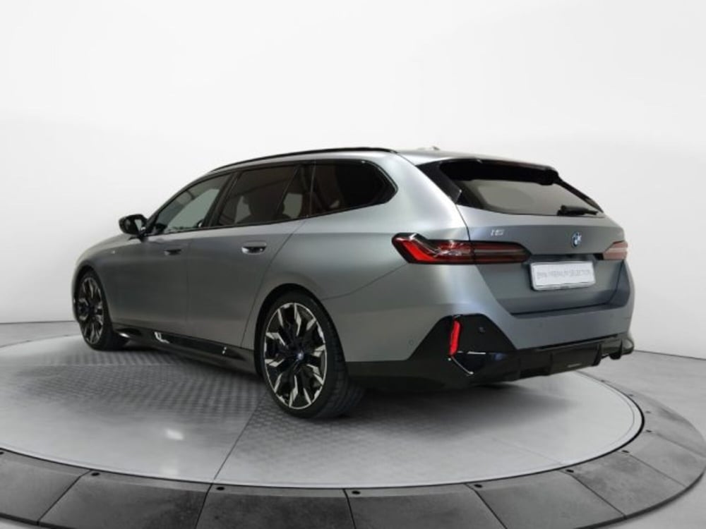 BMW i5 Touring usata a Modena (18)