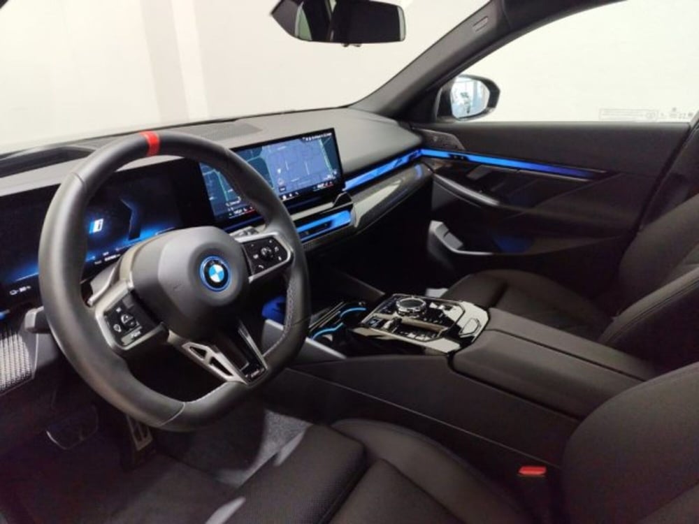 BMW i5 Touring usata a Modena (6)