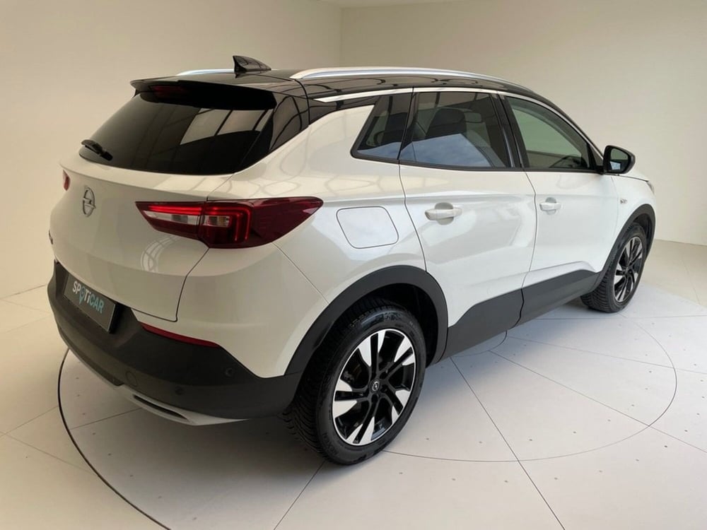 Opel Grandland X usata a Como (5)