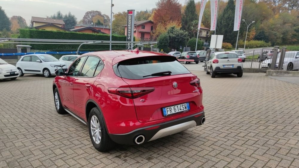 Alfa Romeo Stelvio usata a Como (3)