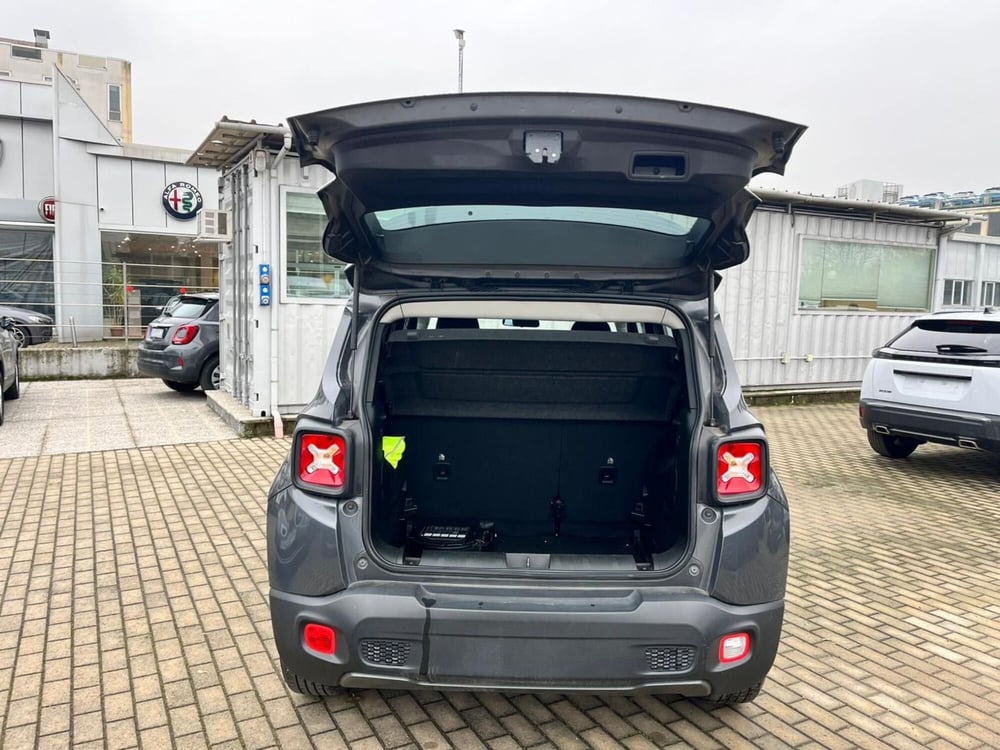 Jeep Renegade usata a Milano (9)