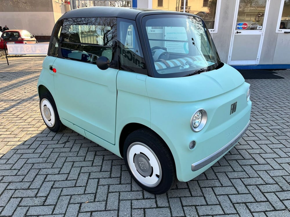 Fiat Topolino nuova a Milano (3)