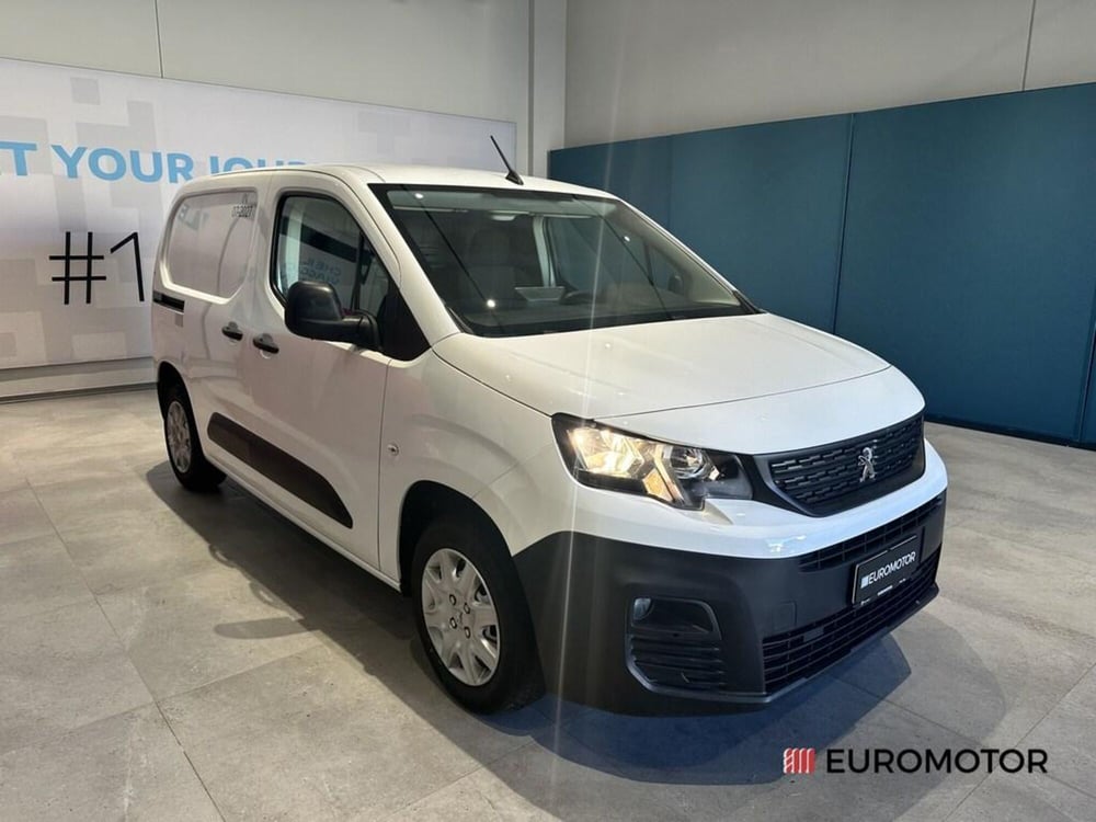 Peugeot Partner Furgone usata a Bari (3)