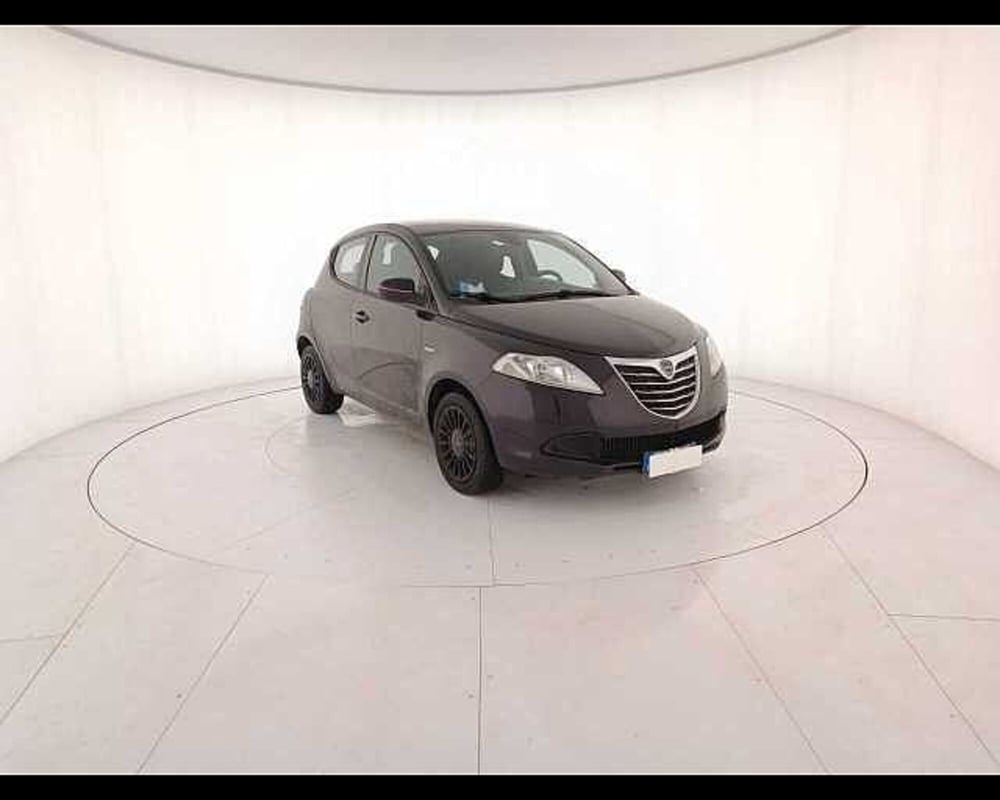 Lancia Ypsilon usata a Venezia (3)