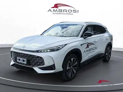 Mg HS 1.5 Luxury auto nuova a Viterbo