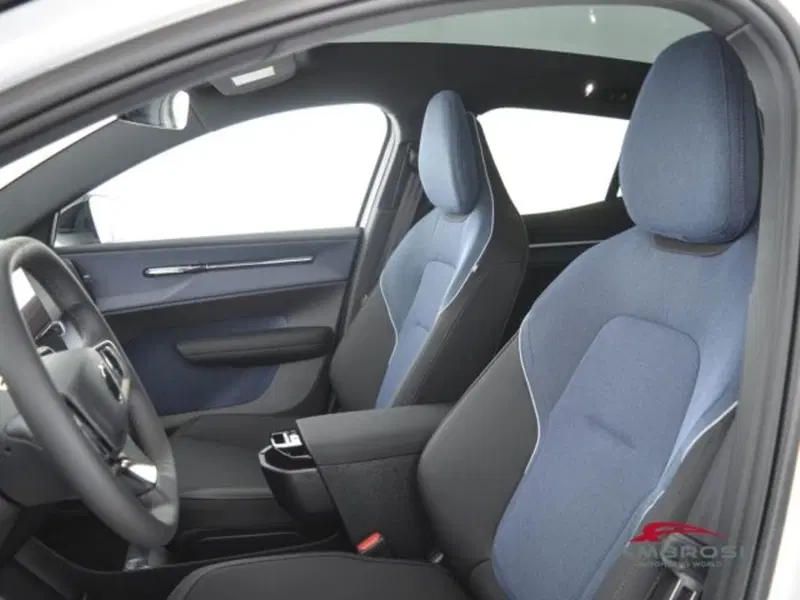 Volvo EX30 nuova a Perugia (7)