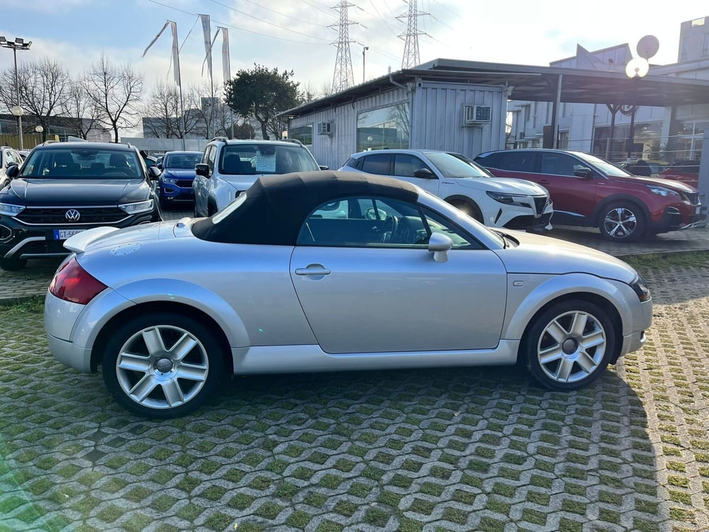 Audi TT Cabrio usata a Milano (5)