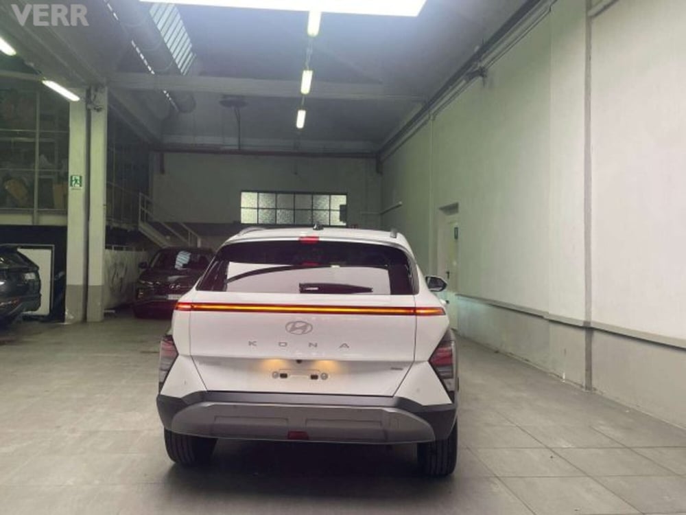 Hyundai Kona nuova a Milano (3)