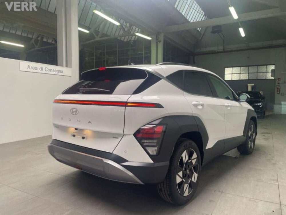 Hyundai Kona nuova a Milano (7)