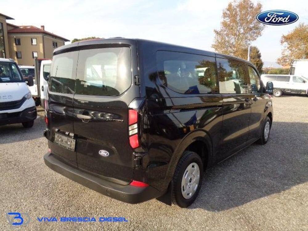 Ford Transit Custom Furgone nuova a Brescia (5)