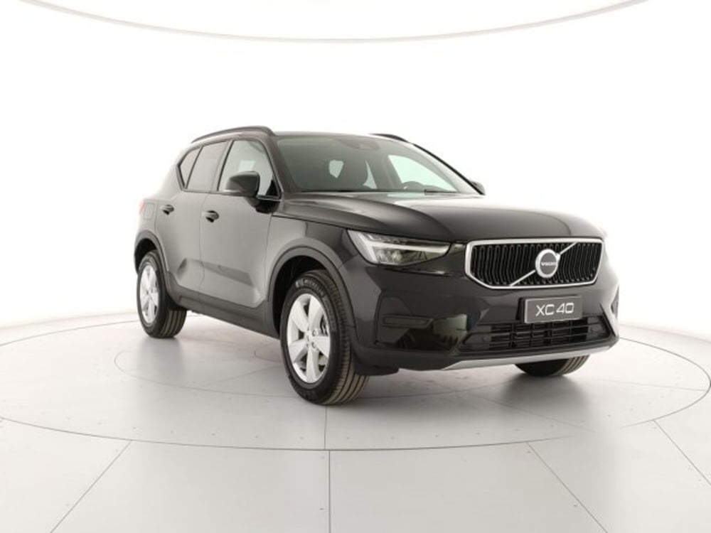 Volvo XC40 nuova a Modena (6)