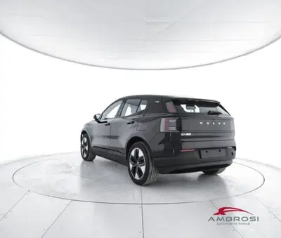 Volvo EX30 Single Motor Extended Range Core rwd nuova a Corciano