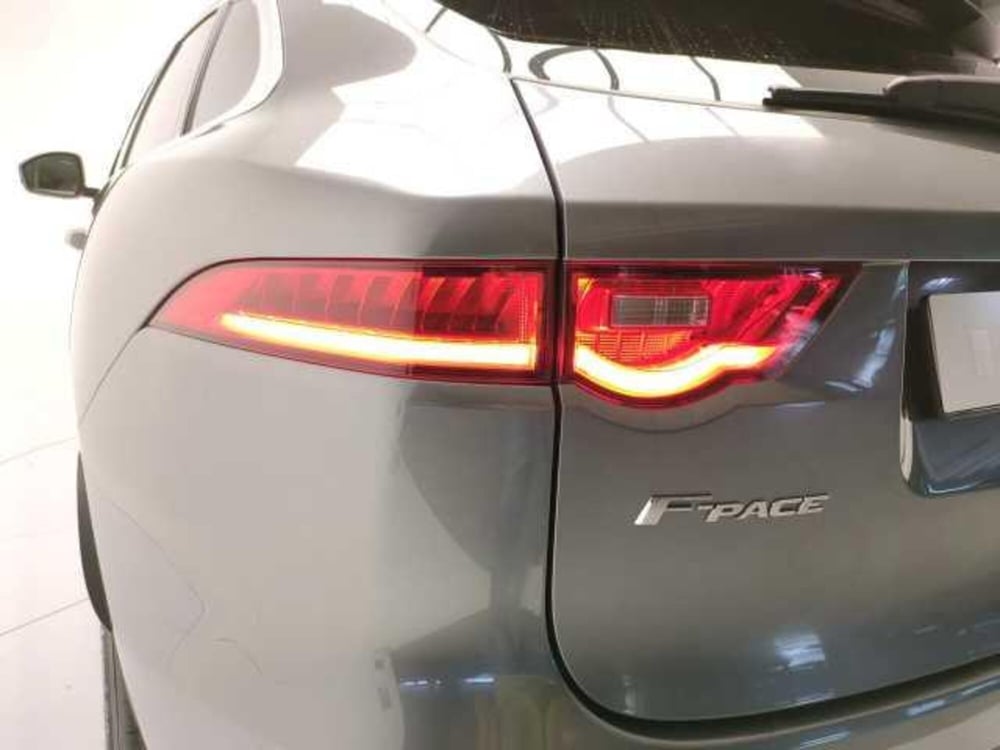 Jaguar F-Pace usata a Avellino (12)