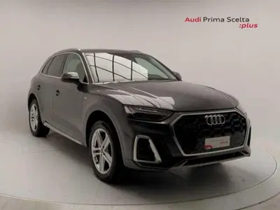 Audi Q5 40 TDI 204 CV quattro S tronic del 2024 usata a Pratola Serra
