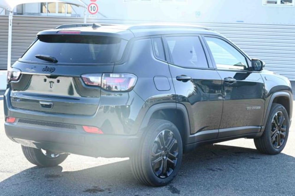 Jeep Compass nuova a Torino (5)