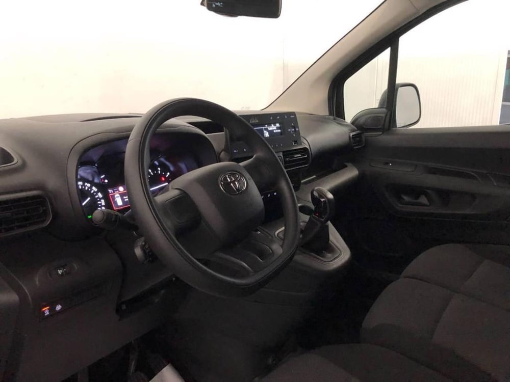 Toyota Proace City Furgone usata a Torino (7)