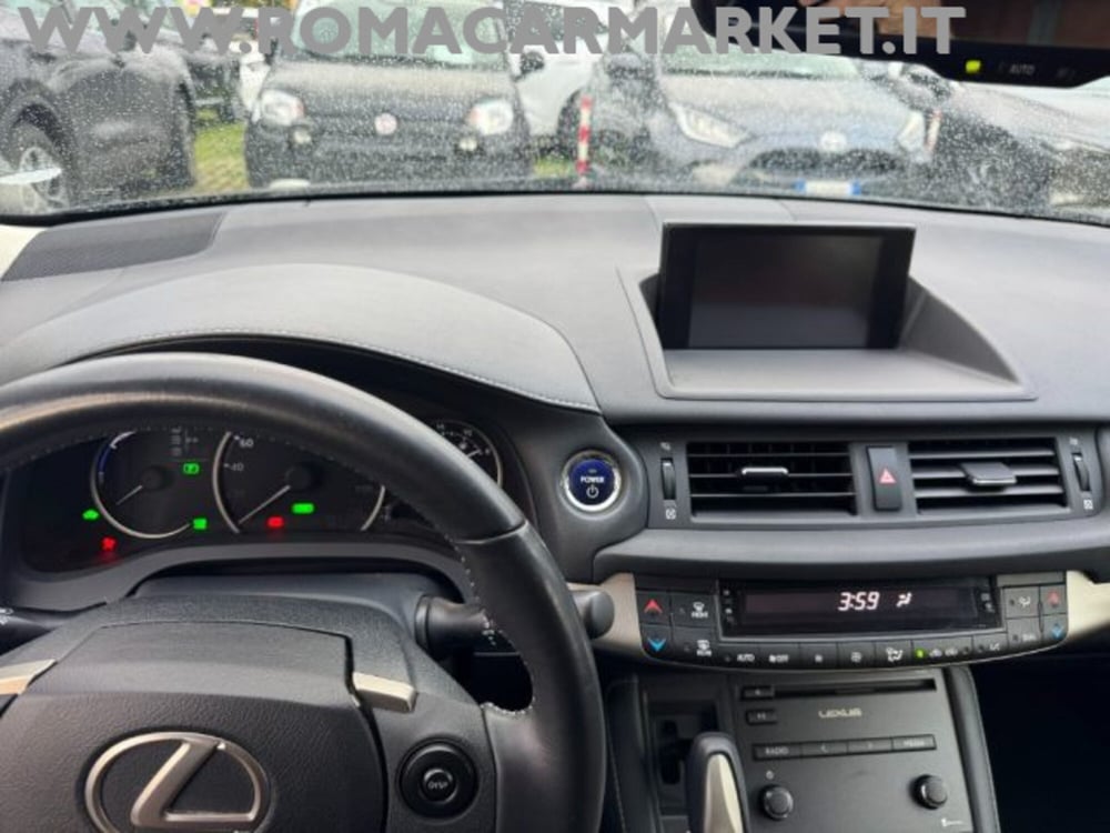 Lexus CT usata a Roma (11)