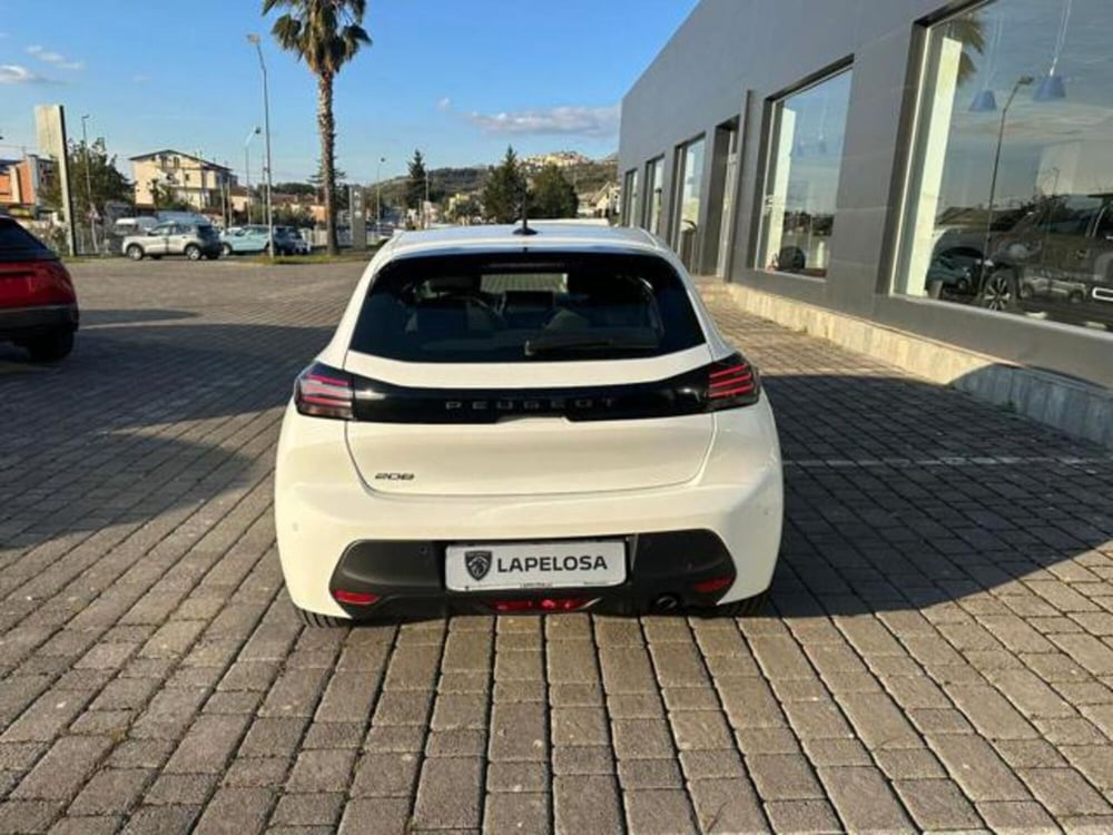 Peugeot 208 nuova a Salerno (5)