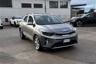 Kia Stonic 1.0 T-GDi 100 CV MHEV MT Style del 2023 usata a Fondi