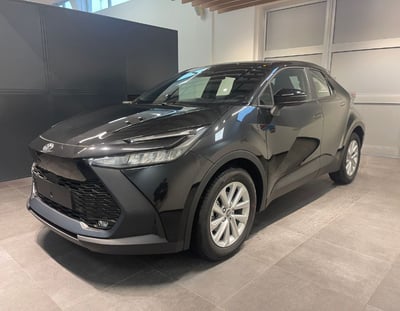 Toyota Toyota C-HR 1.8 hv Active fwd e-cvt nuova a Ferrara