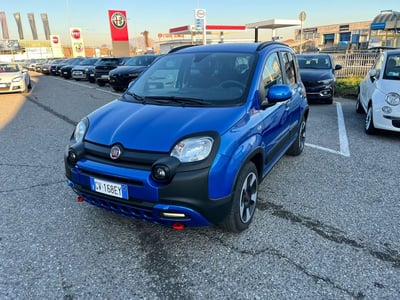 Fiat Panda Cross Cross 1.0 FireFly S&amp;S Hybrid  del 2024 usata a Milano