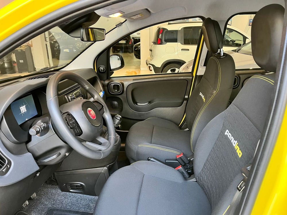 Fiat Panda Cross nuova a Milano (12)