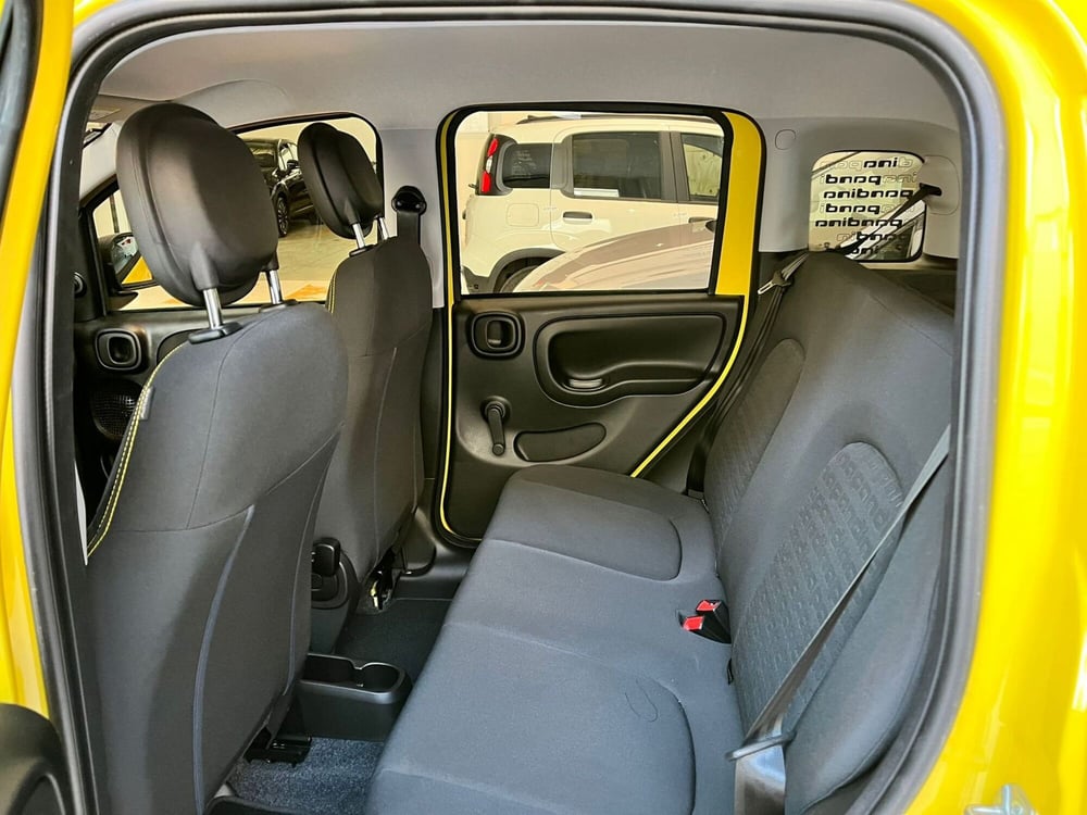 Fiat Panda Cross nuova a Milano (14)