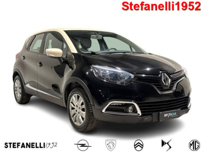 Renault Captur 0.9 TCe 12V 90 CV Start&amp;Stop Wave  del 2015 usata a Bologna