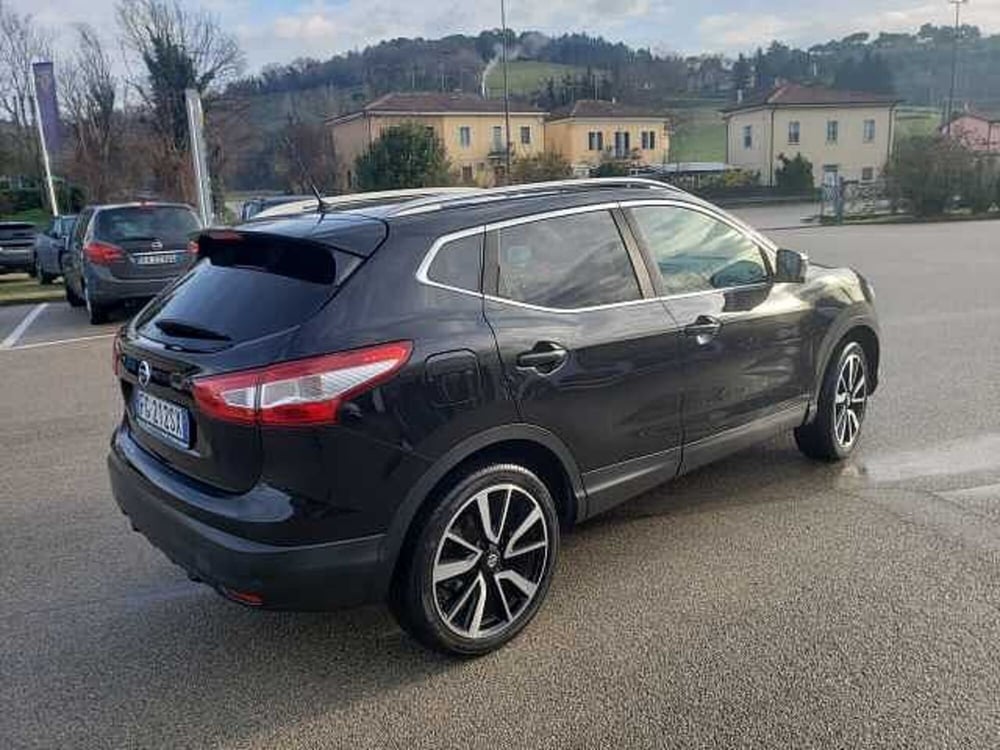 Nissan Qashqai usata a Pesaro-Urbino (4)