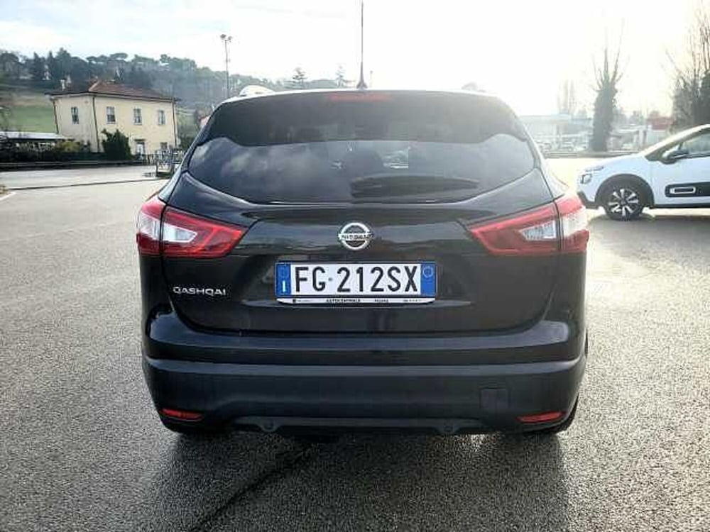 Nissan Qashqai usata a Pesaro-Urbino (5)