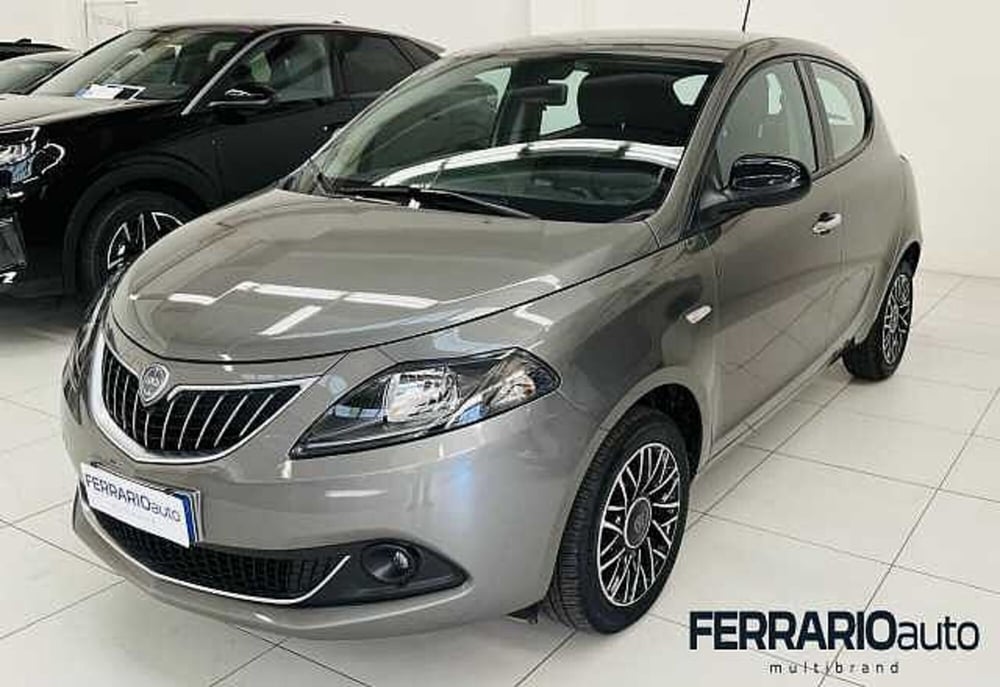 Lancia Ypsilon usata a Milano