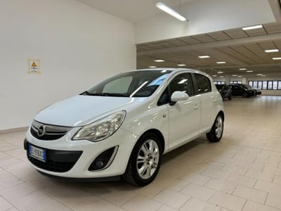 Opel Corsa 1.2 85CV 5 porte GPL-TECH Elective del 2013 usata a Bra